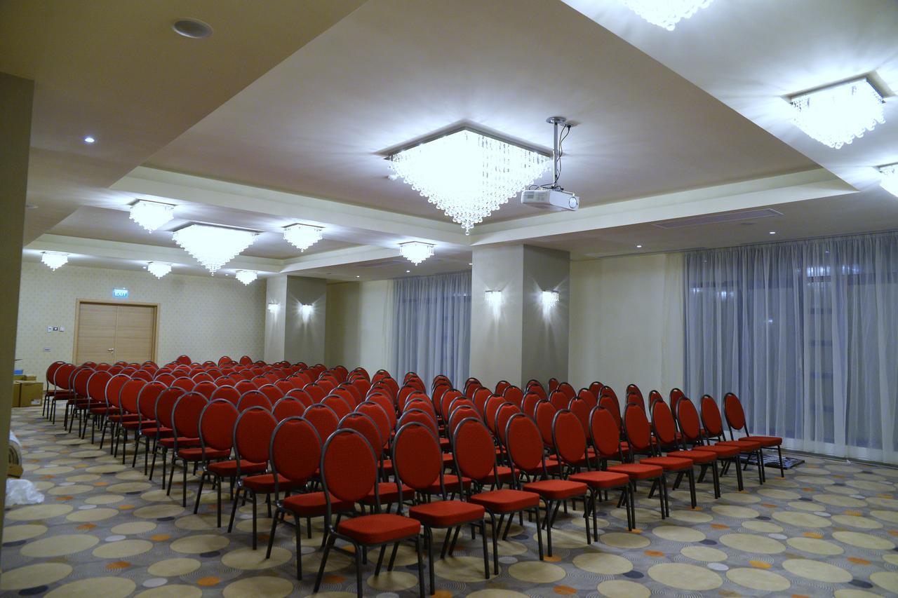 Ramada By Wyndham Constanta Hotel Mamaia Luaran gambar